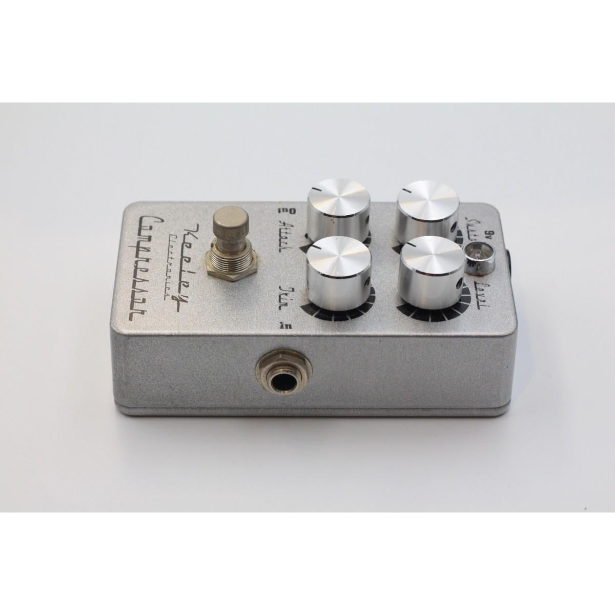 ｋｅｅｌｅｙ　ＣＯＭＰ　４ＫＮＯＢ