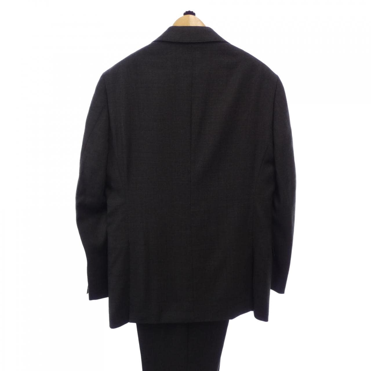 ゴタイリク GOTAIRIKU スーツ