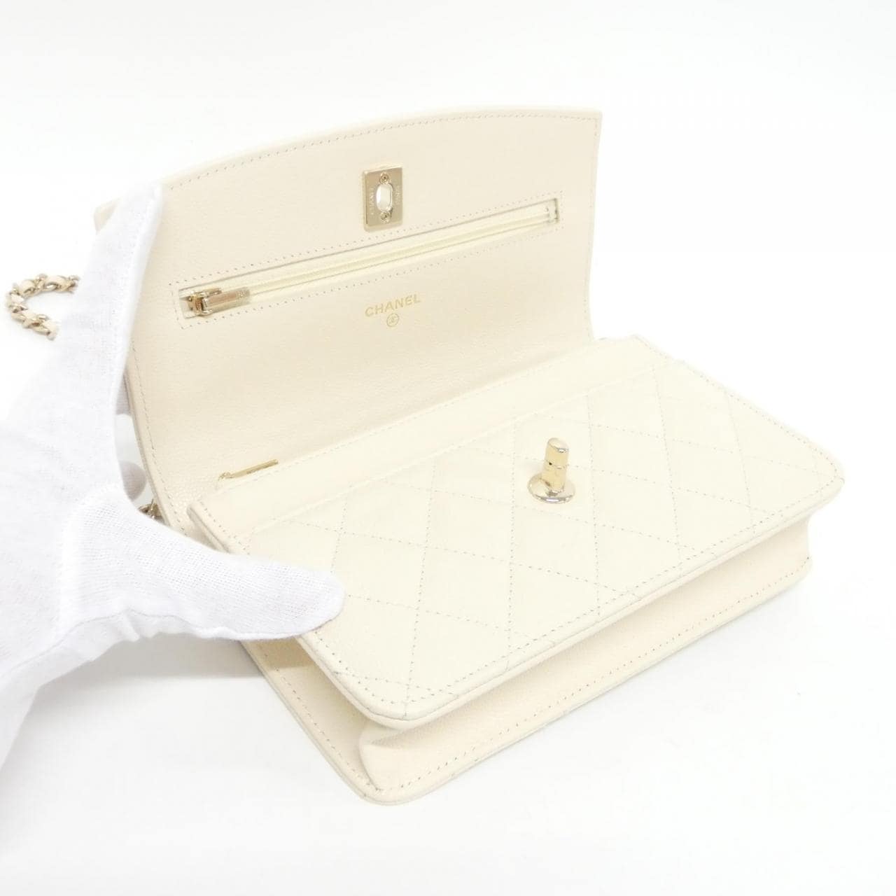 シャネル AP4401 チェーンウォレット