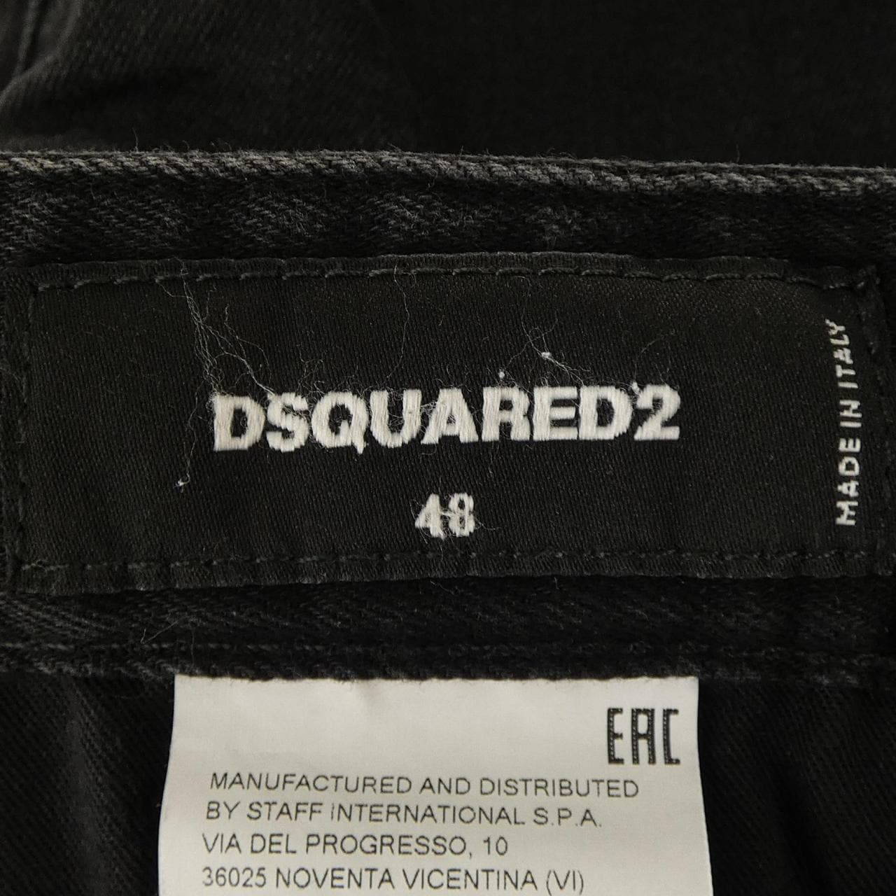 ディースクエアード DSQUARED2 S74LB0991 ジーンズ