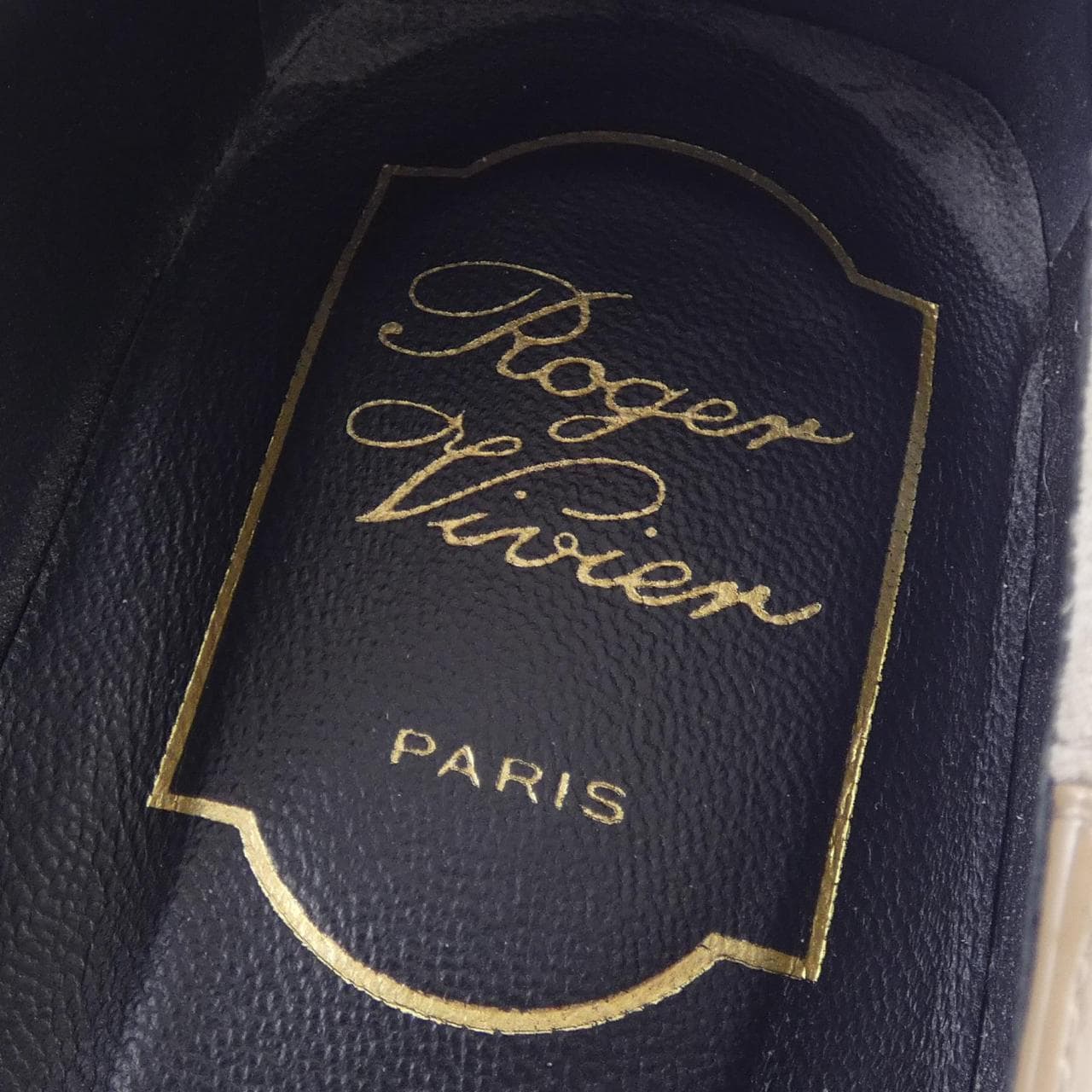 ロジェヴィヴィエ ROGER VIVIER BELLE VIVIER パンプス