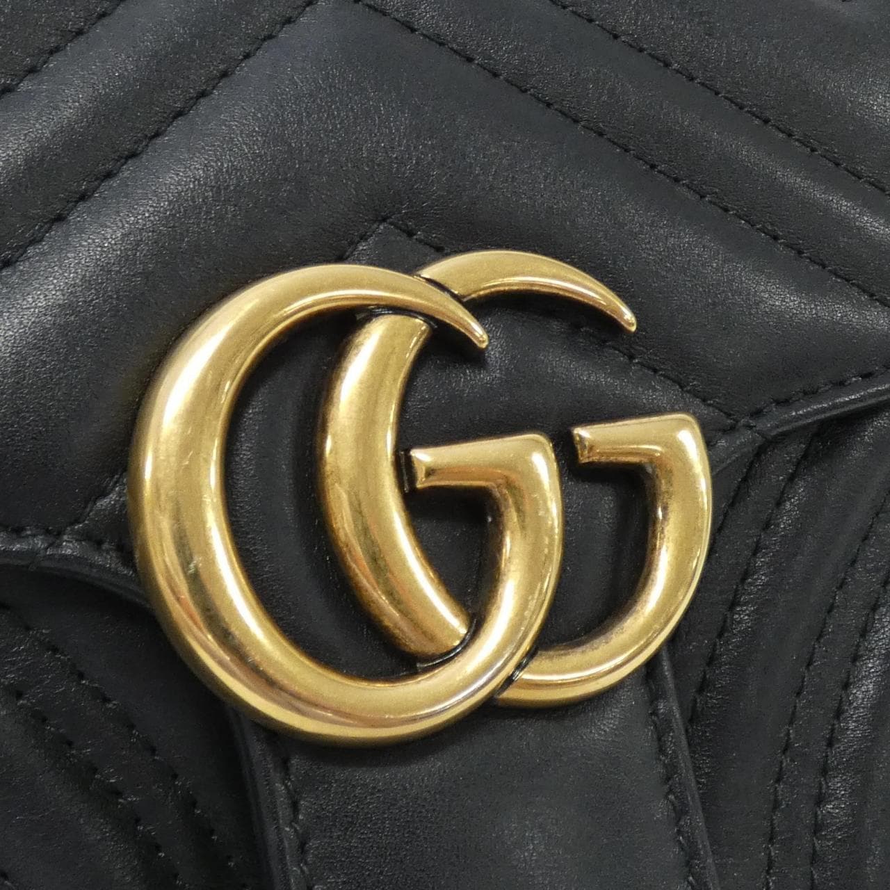 Gucci GG MARMONT 446744 DTD1T Shoulder Bag