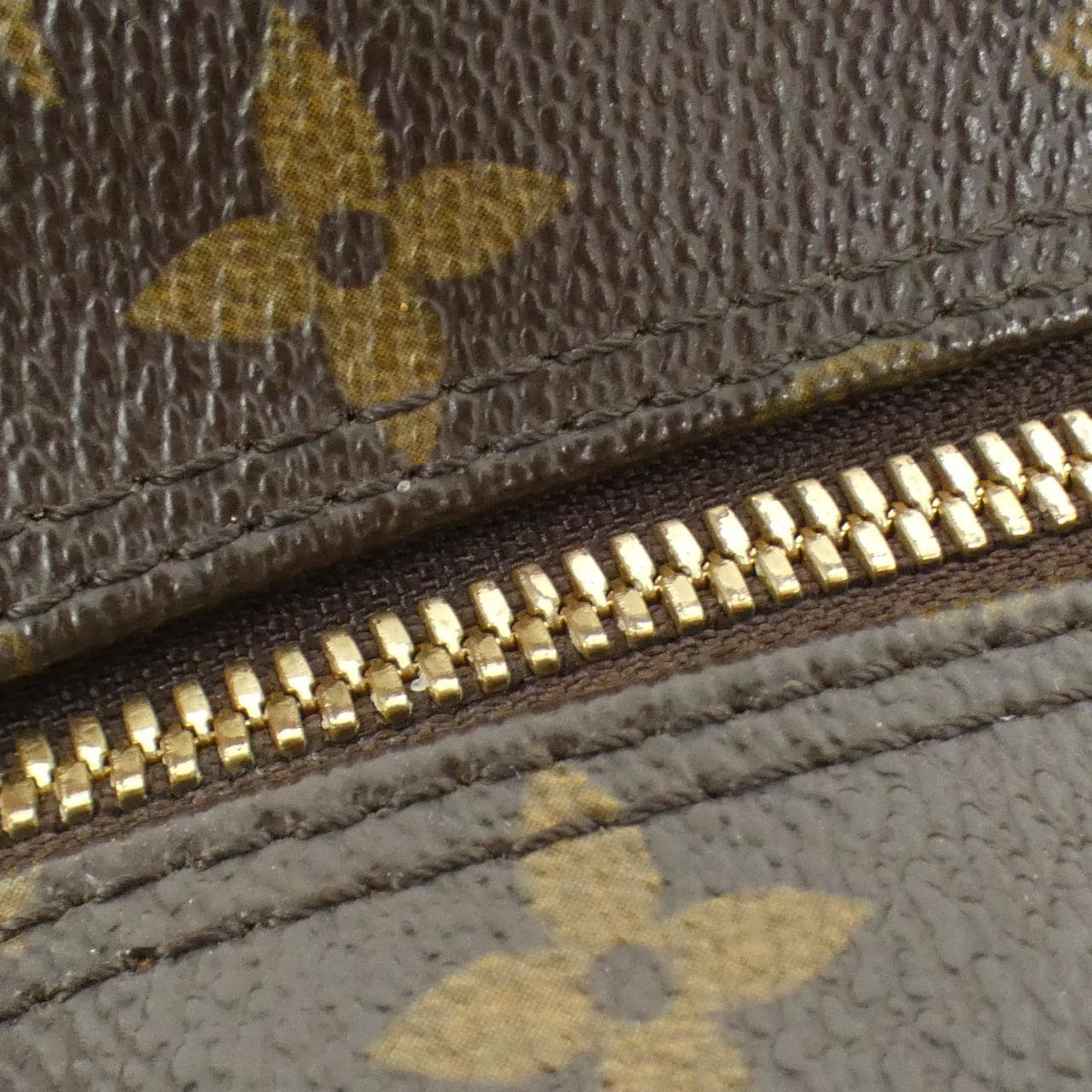 ルイヴィトン モノグラム シテ MM M51182 ショルダーバッグ