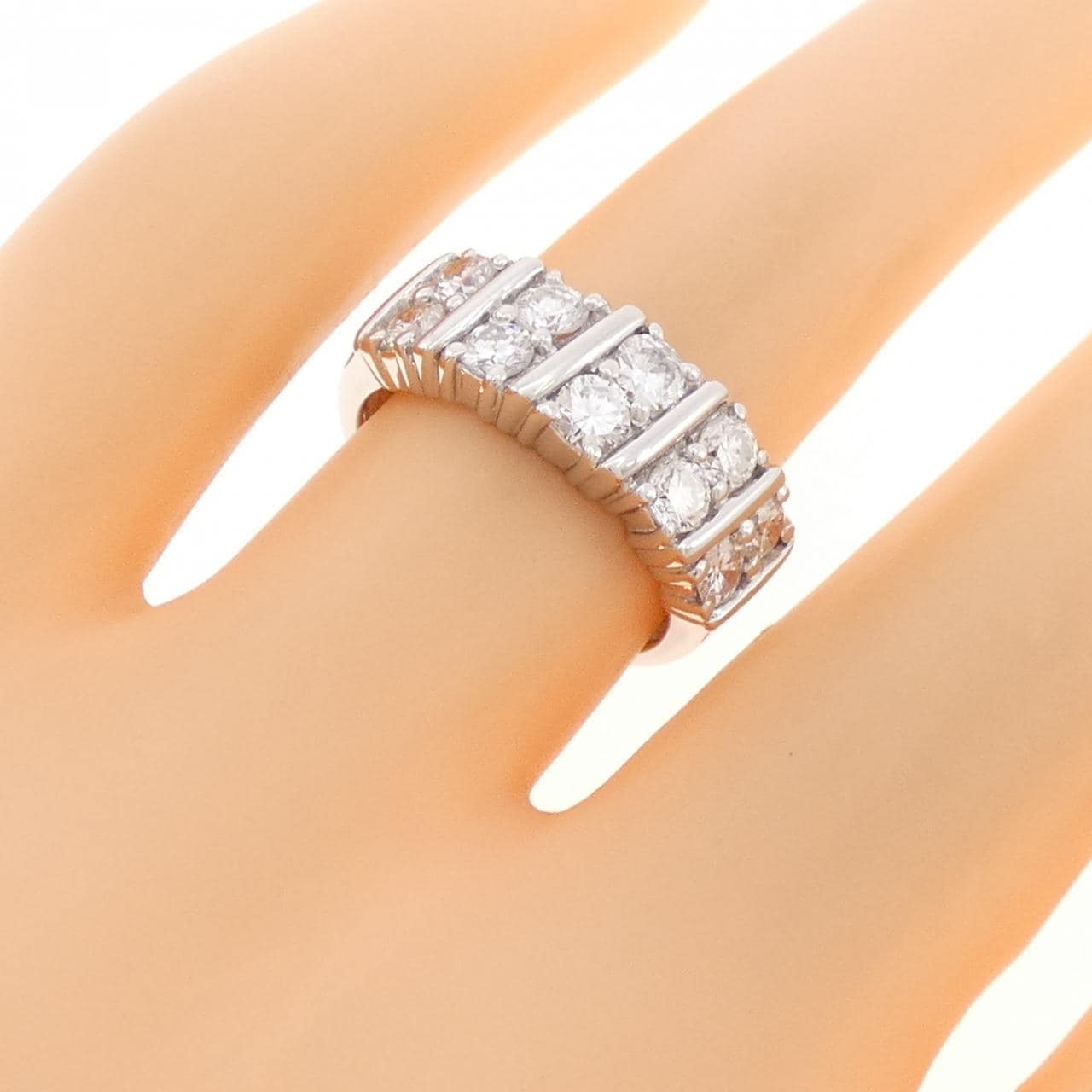 PT900 ダイヤモンド リング 1.06CT