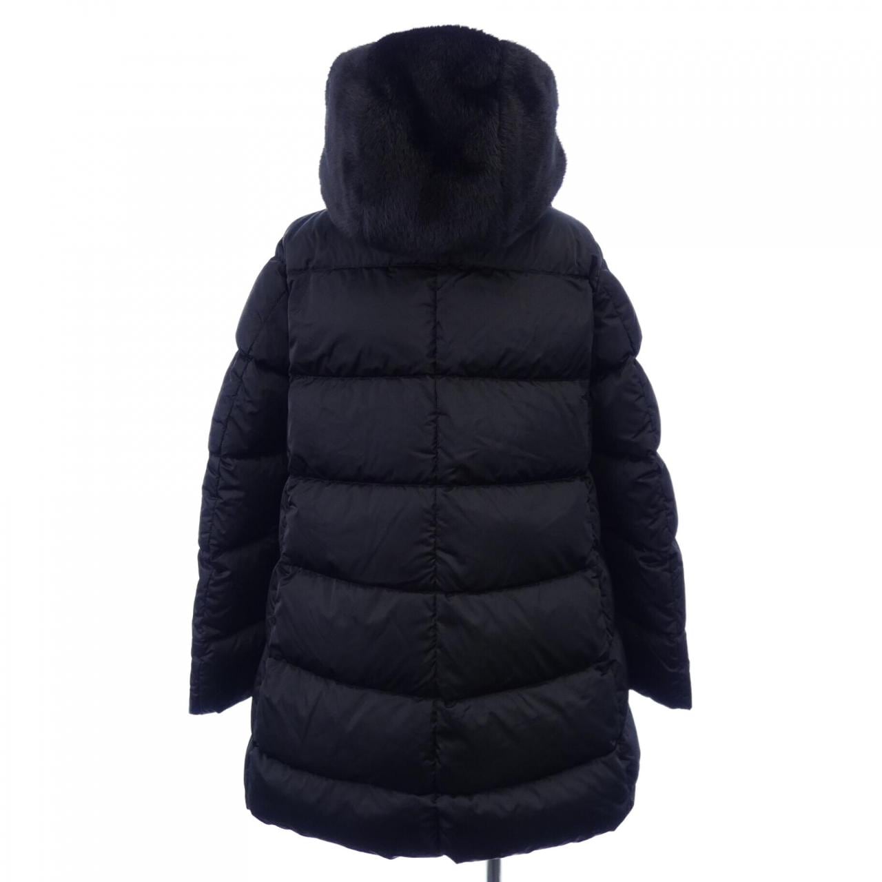 ヘルノ Herno PI001753D 12170 ダウンジャケット