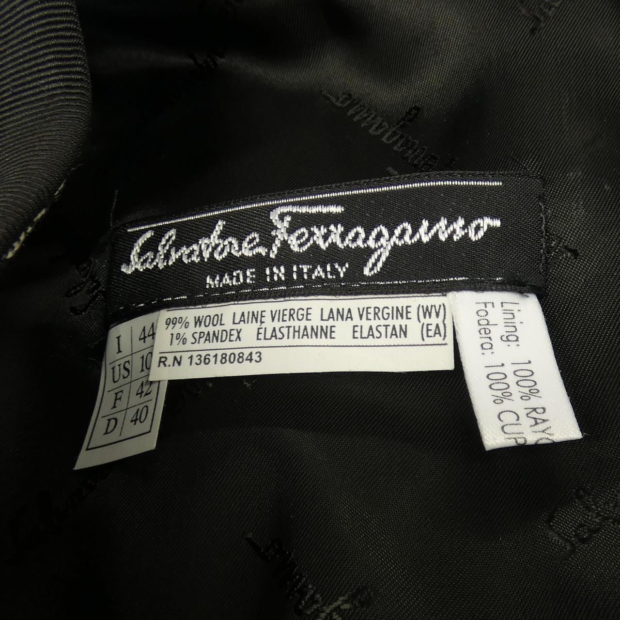 サルヴァトーレフェラガモ SALVATORE FERRAGAMO ワンピース