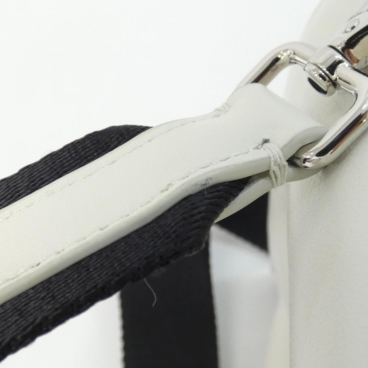 プラダ 2ZH155 フォンケース