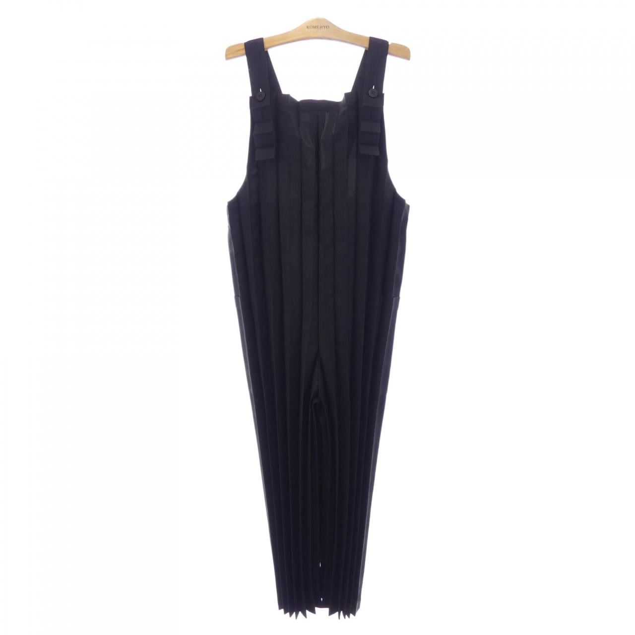 ミーイッセイミヤケ me ISSEY MIYAKE MI53FI102 オールインワン