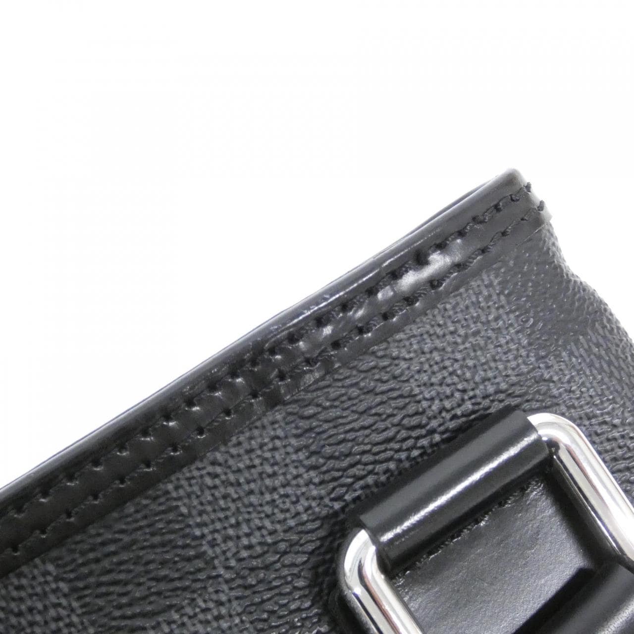 ルイヴィトン ダミエ グラフィット トマス N58028 ショルダーバッグ