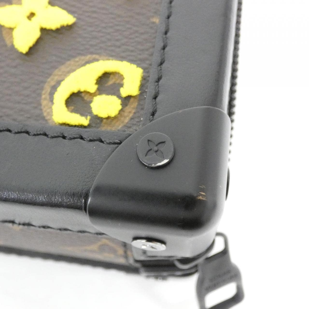 LOUIS VUITTON Monogram Tuftage Vertical Soft Trunk M45079 单肩包
