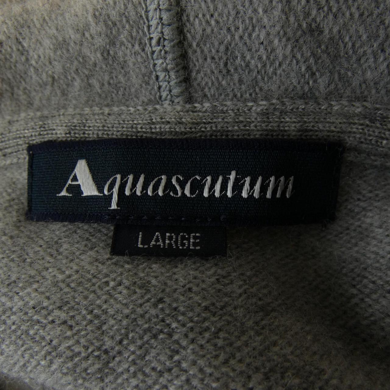 アクアスキュータム Aquascutum パーカー