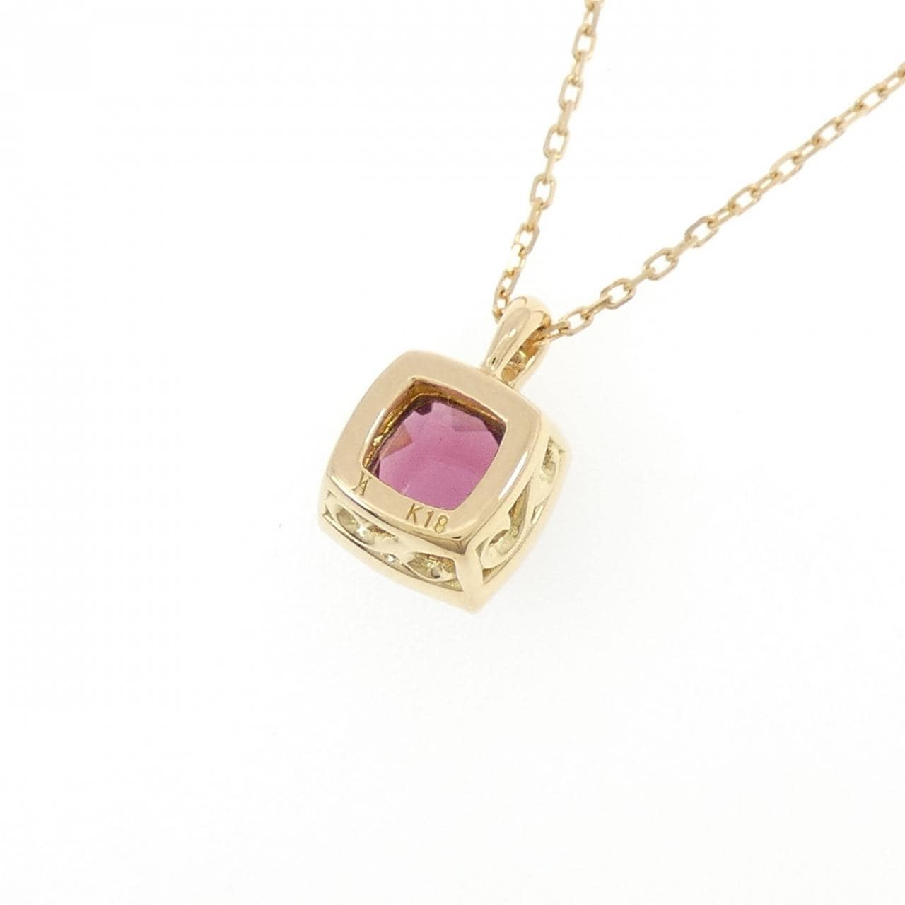 ヴァンドーム ガーネット ネックレス