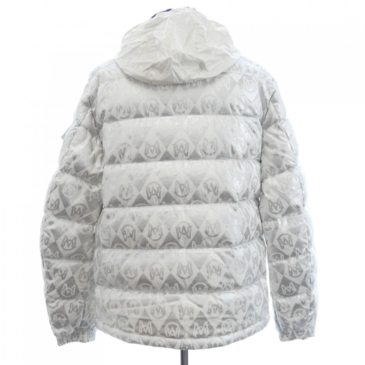 モンクレール MONCLER BOURNE ダウンジャケット