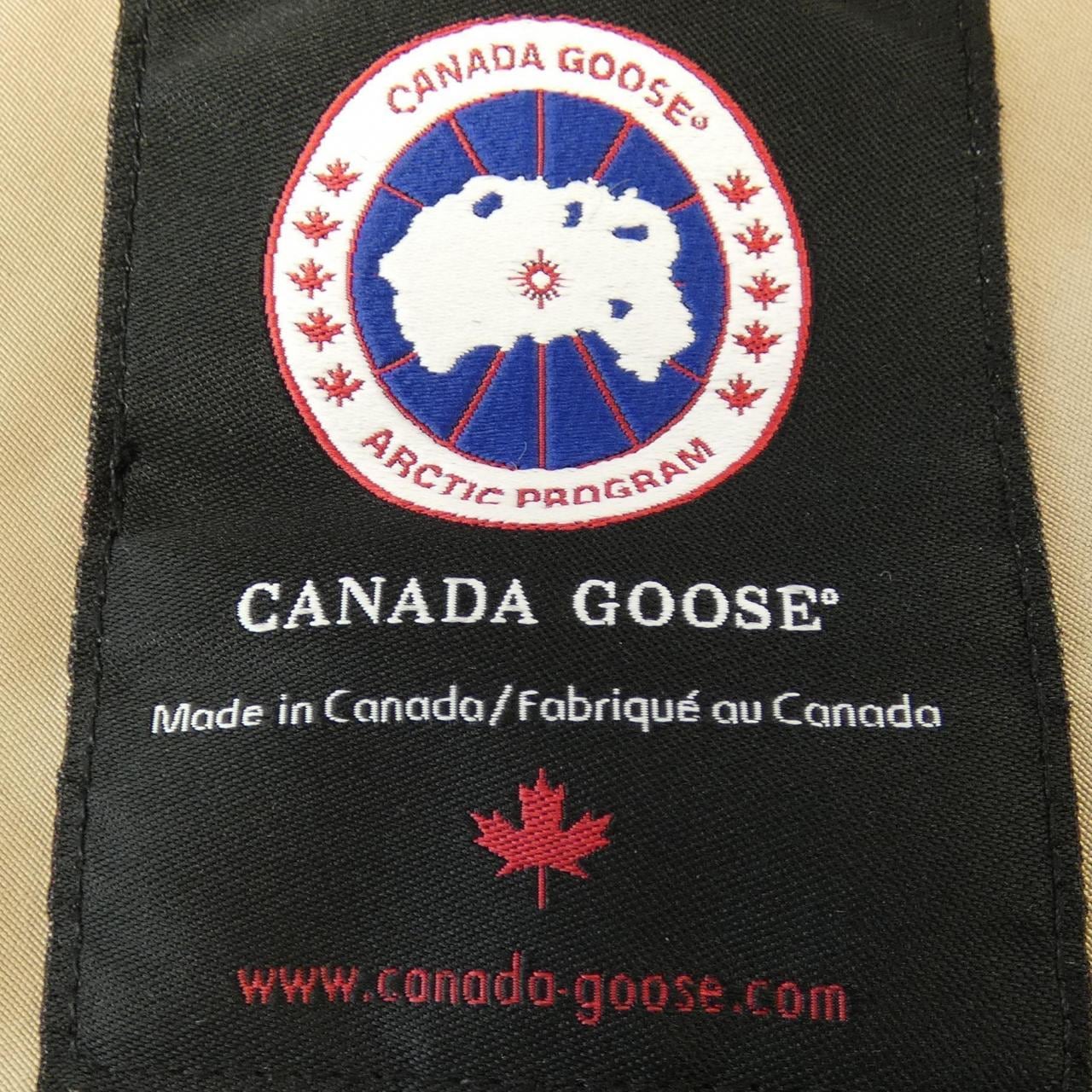 カナダグース CANADA GOOSE ダウンコート