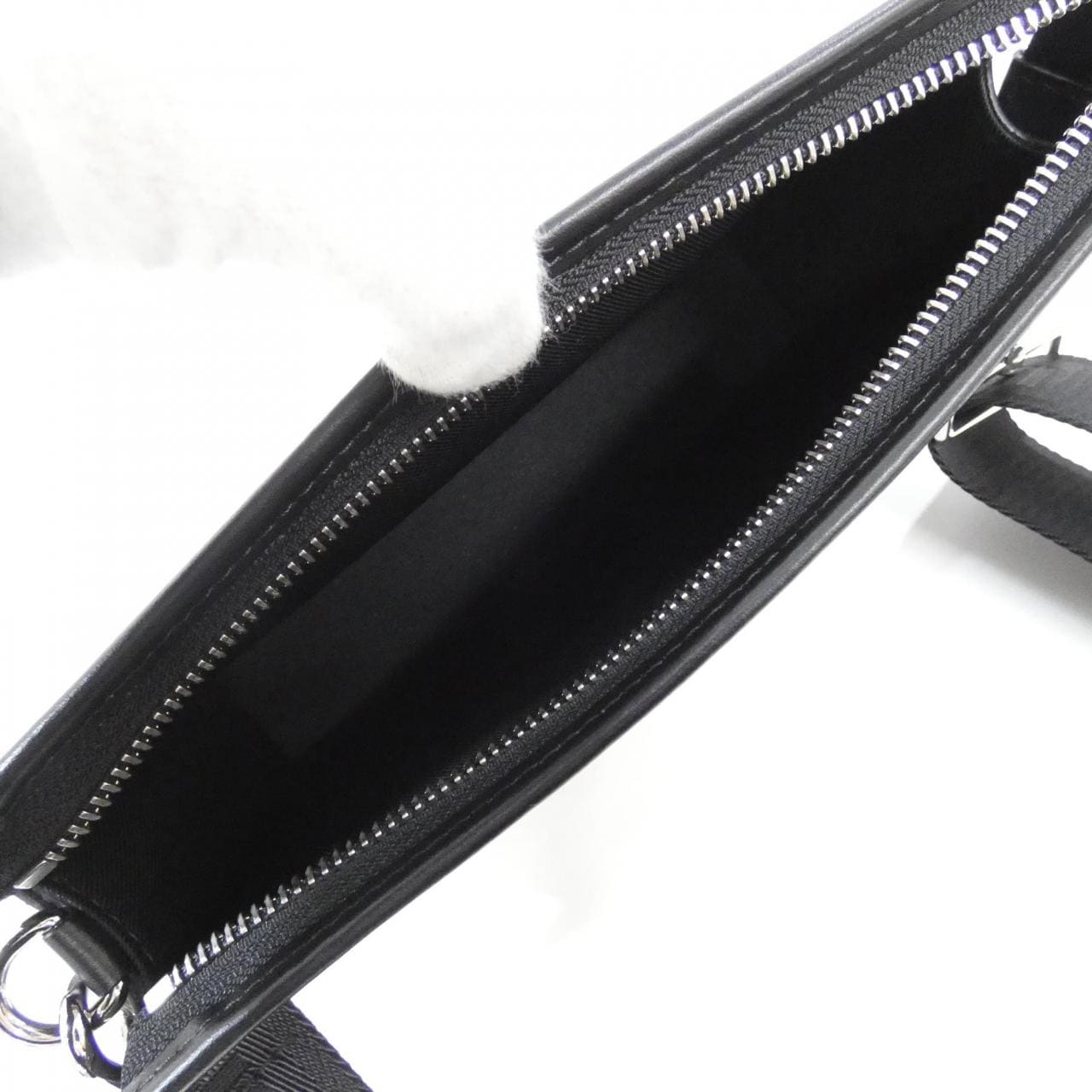 ルイヴィトン モノグラム マカサー ガストン ウェアラブル ウォレット M14036 ショルダーバッグ