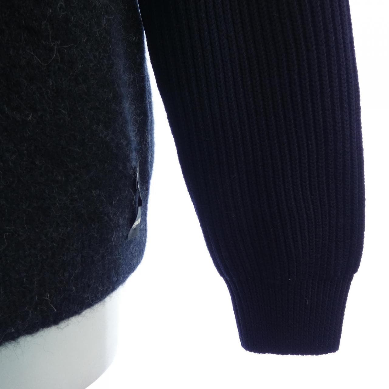 FENDI FZC459 APP4 针织衫