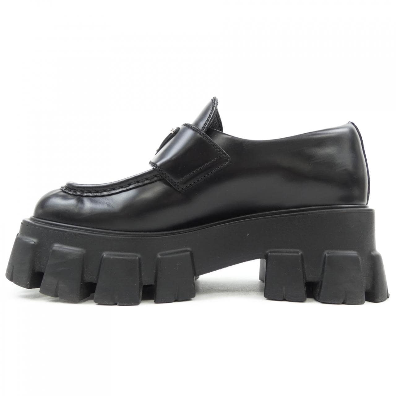 プラダ PRADA モノリス ローファー トライアングルロゴ 1D649M シューズ