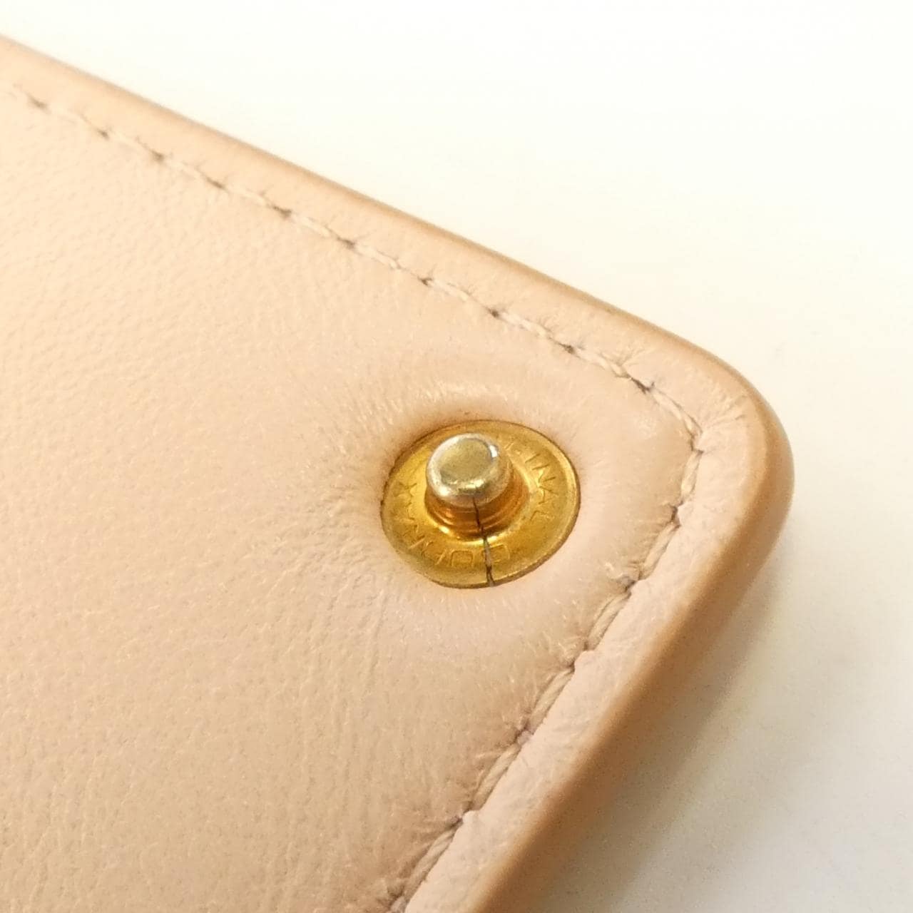 フェンディ ピーカブー アイ シー ユー ミディアム 8BN321 A6V3 バッグ