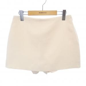 ヴァレンティノ VALENTINO XB0RA8U01CF ショートパンツ