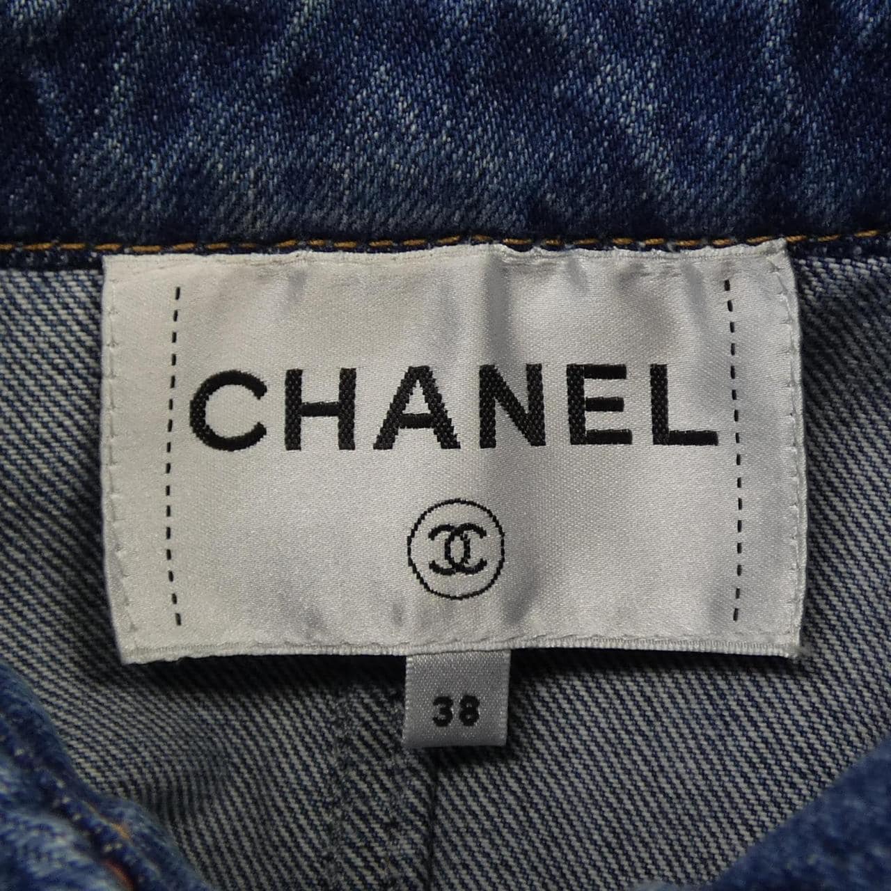 シャネル CHANEL METIERS D’ART LOOK 38 P75259V66855 23A デニムジャケット