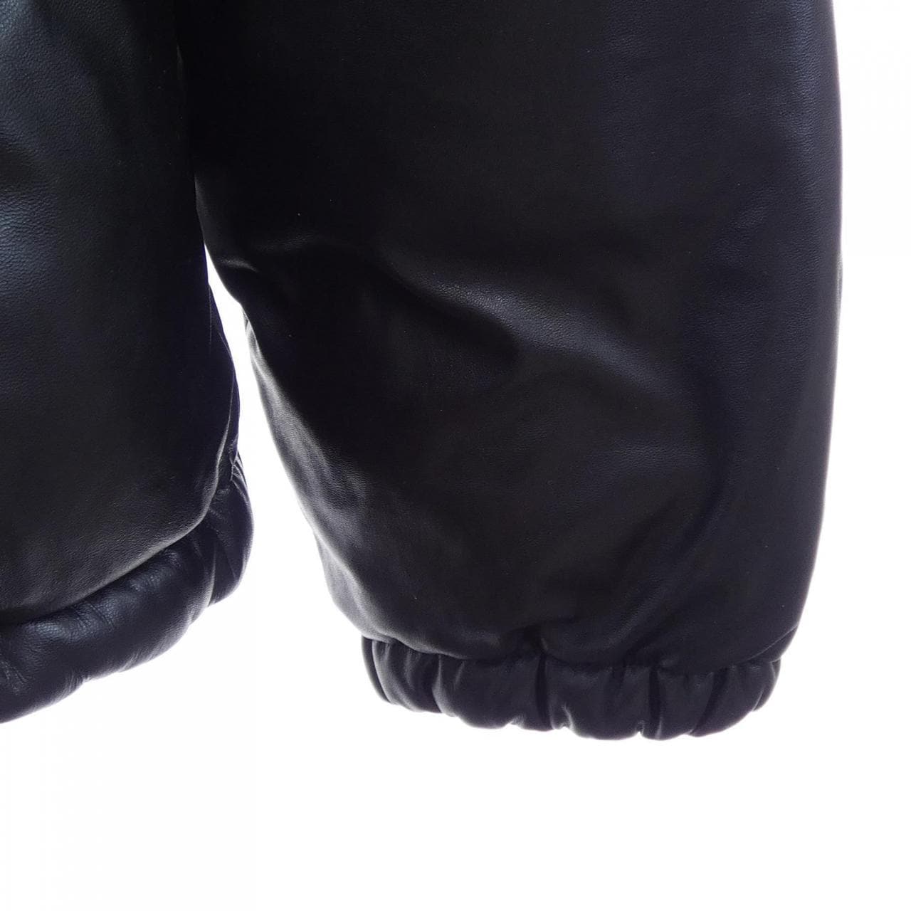 モンクレール MONCLER CLARABIDE ダウンジャケット