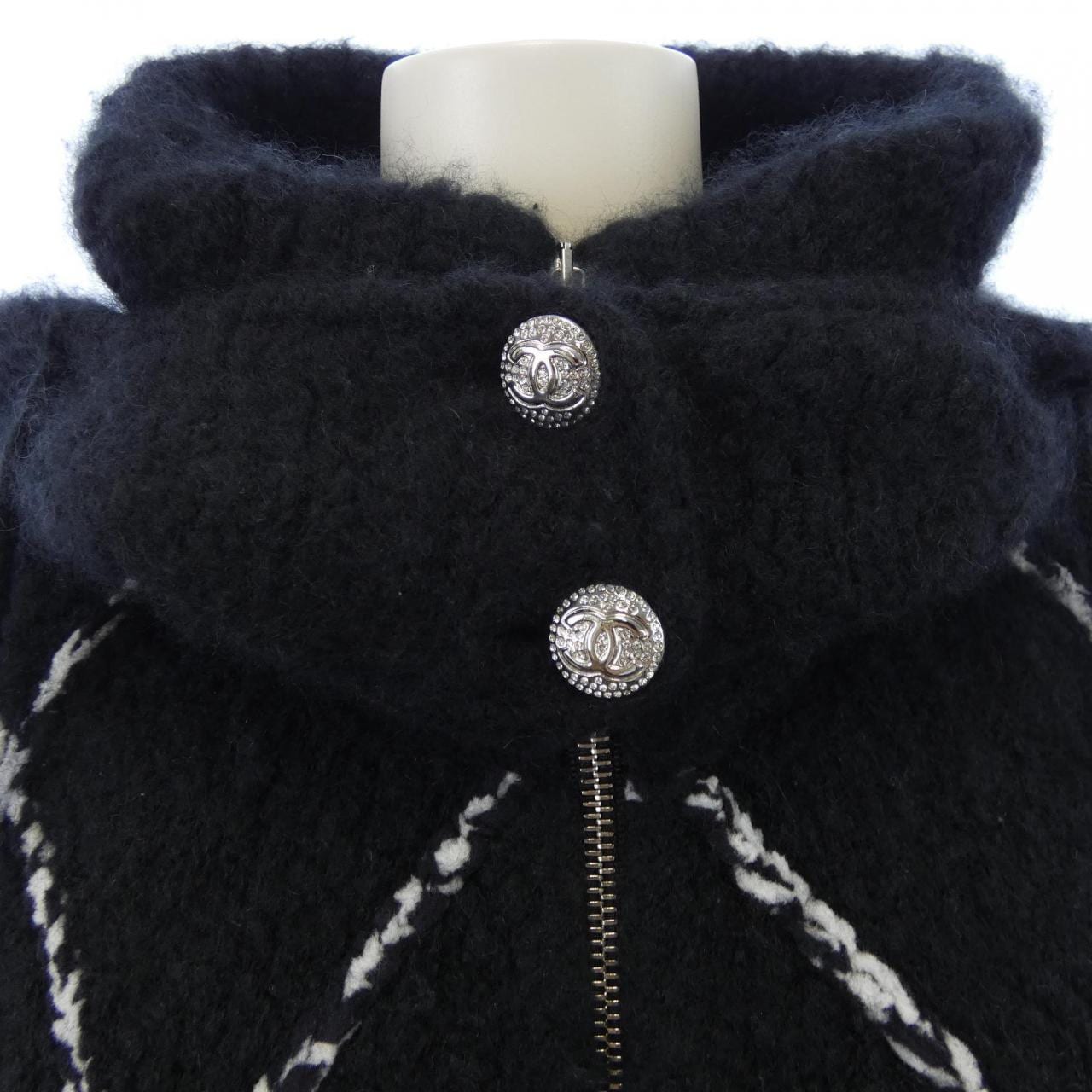 シャネル CHANEL LOOK10 COCO NEIGE P74369K10903 ブルゾン