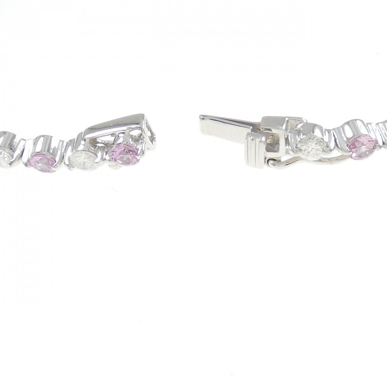 K18WG Sapphire Bracelet 1.77CT