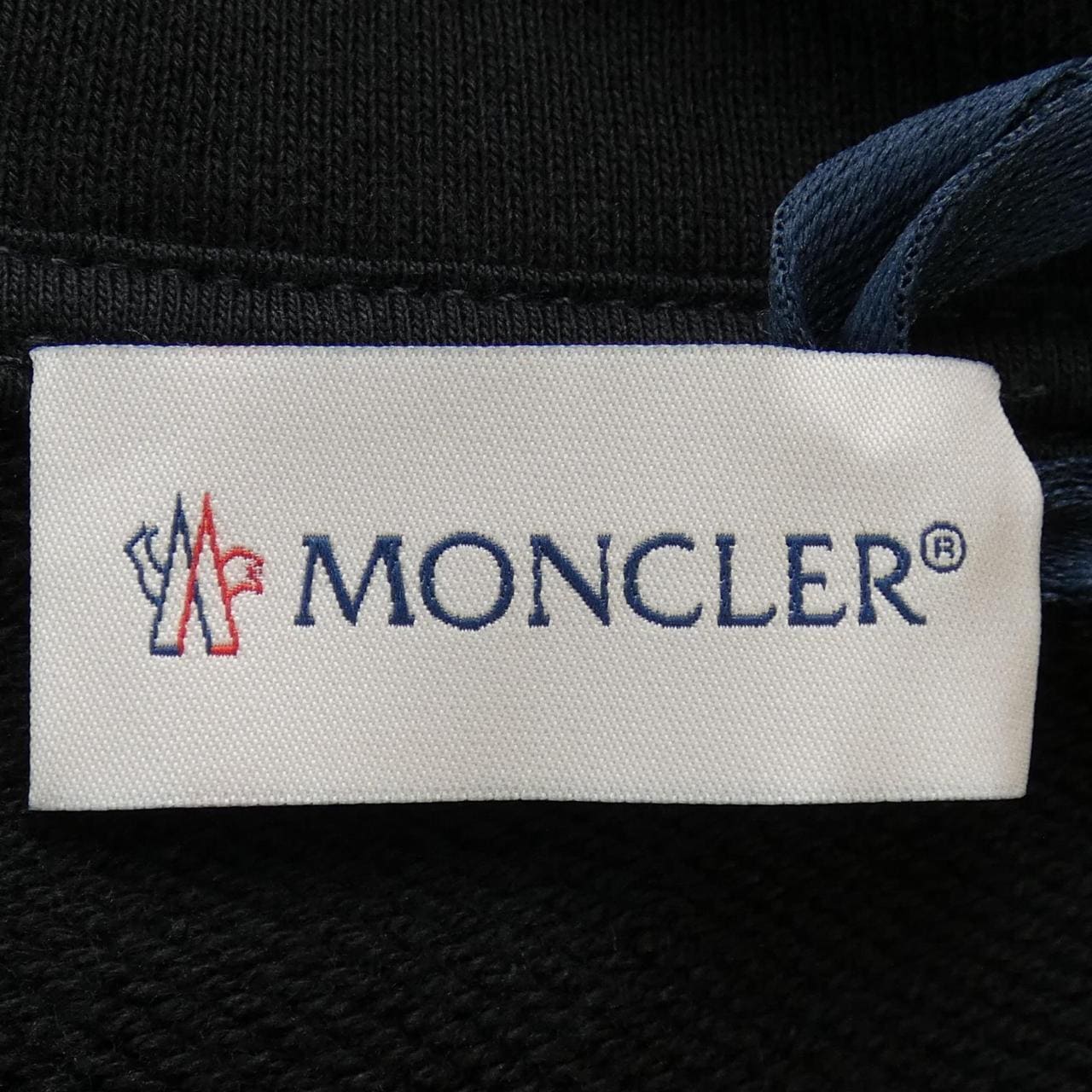 モンクレール MONCLER ダウンジャケット