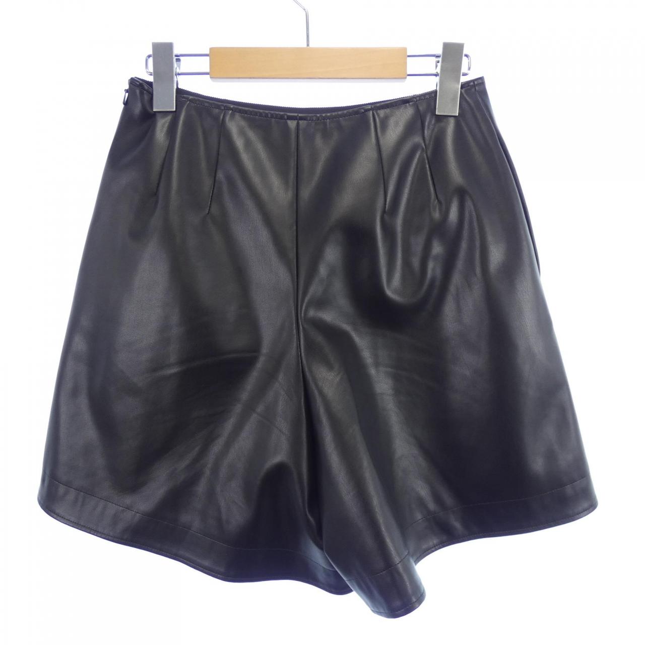 FOXEY NEW YORK 43879 Shorts