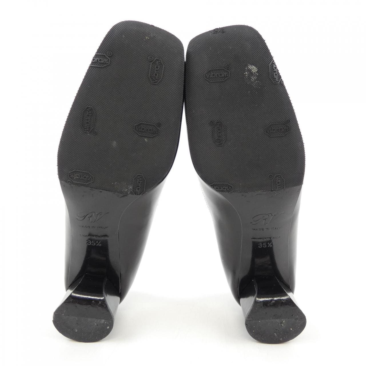 ロジェヴィヴィエ ROGER VIVIER パンプス