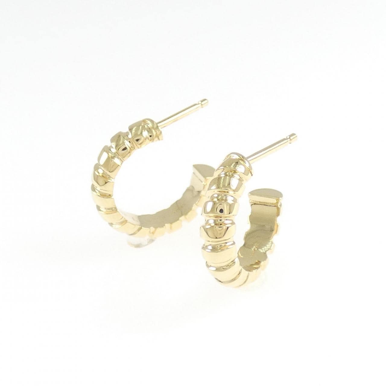 ブルガリ トゥボガス ピアス