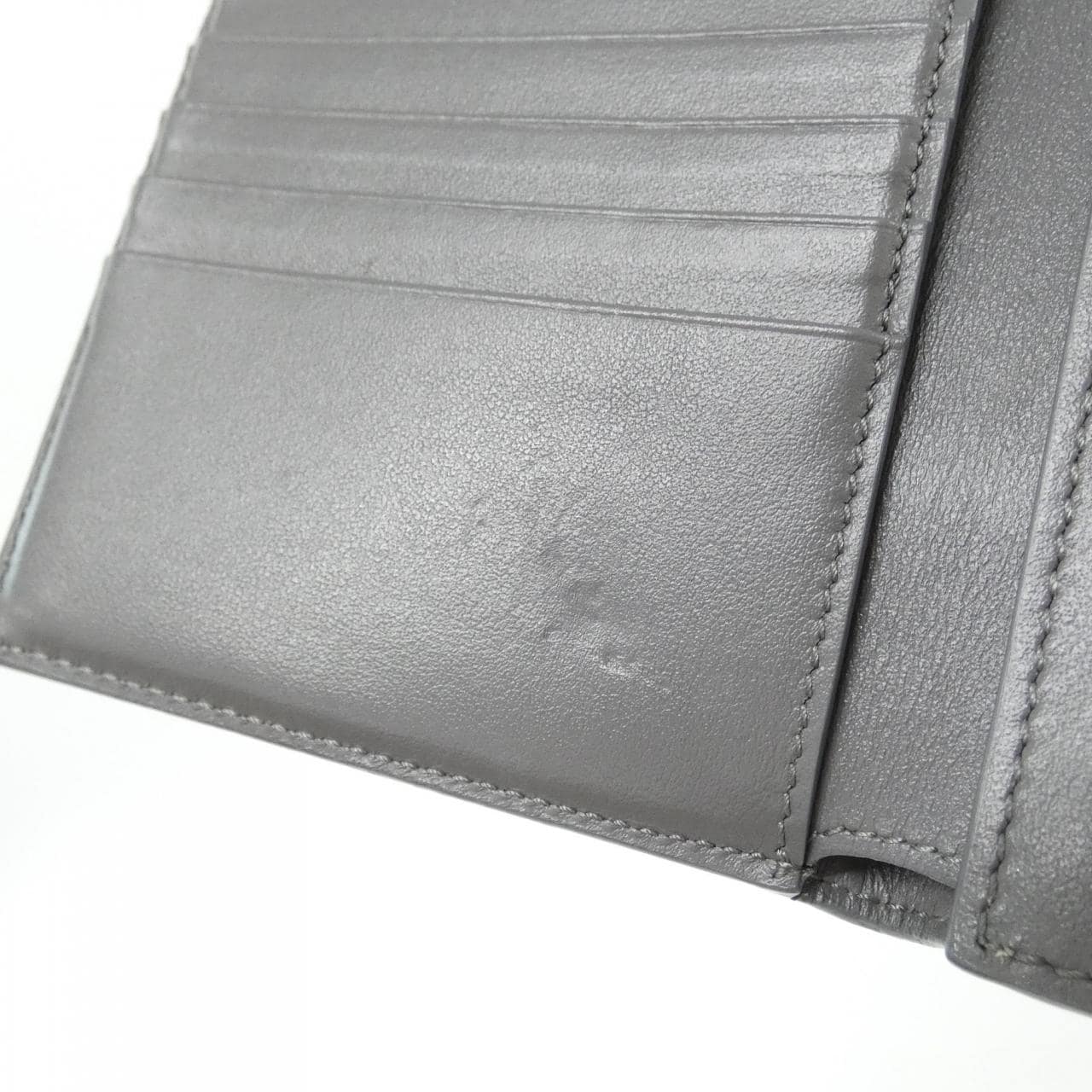 セリーヌ ミディアム ストラップ 10B643BRU 財布
