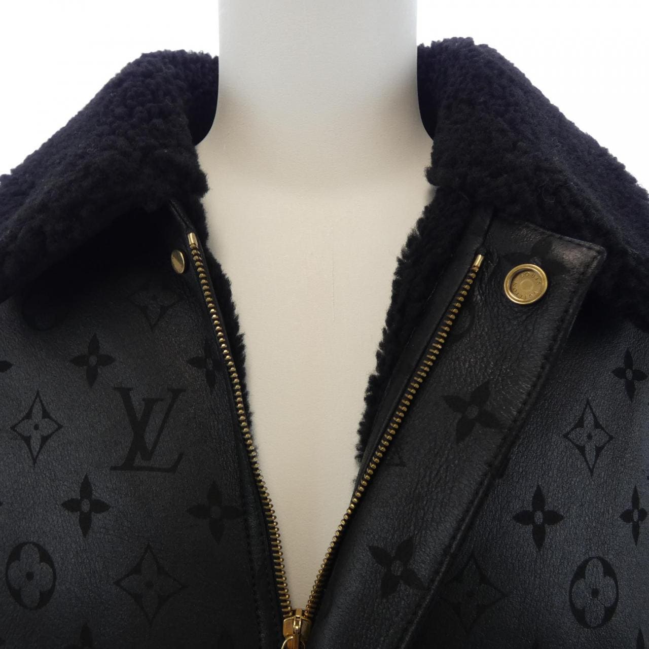 ルイヴィトン LOUIS VUITTON HJL62XYGL レザージャケット