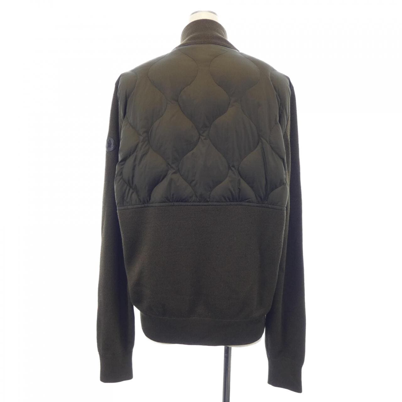 モンクレール MONCLER ダウンジャケット