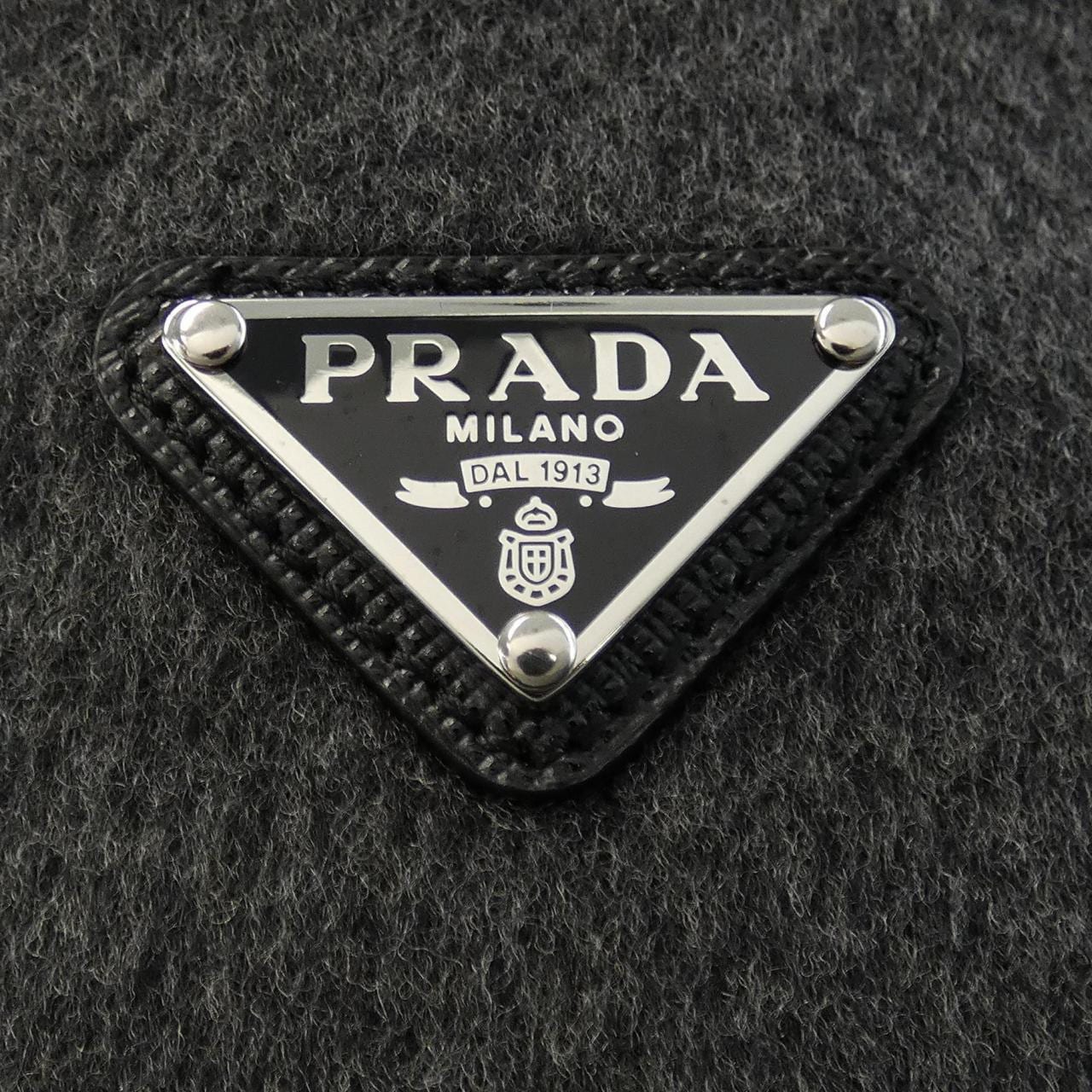 プラダ PRADA トライアングルロゴ P618PZ S222 03H コート