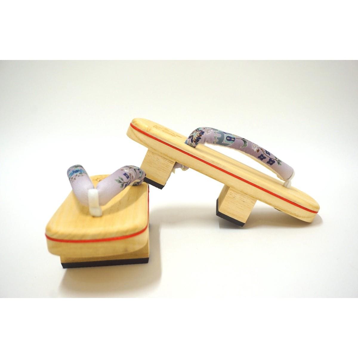【新品】女草履【岡重】