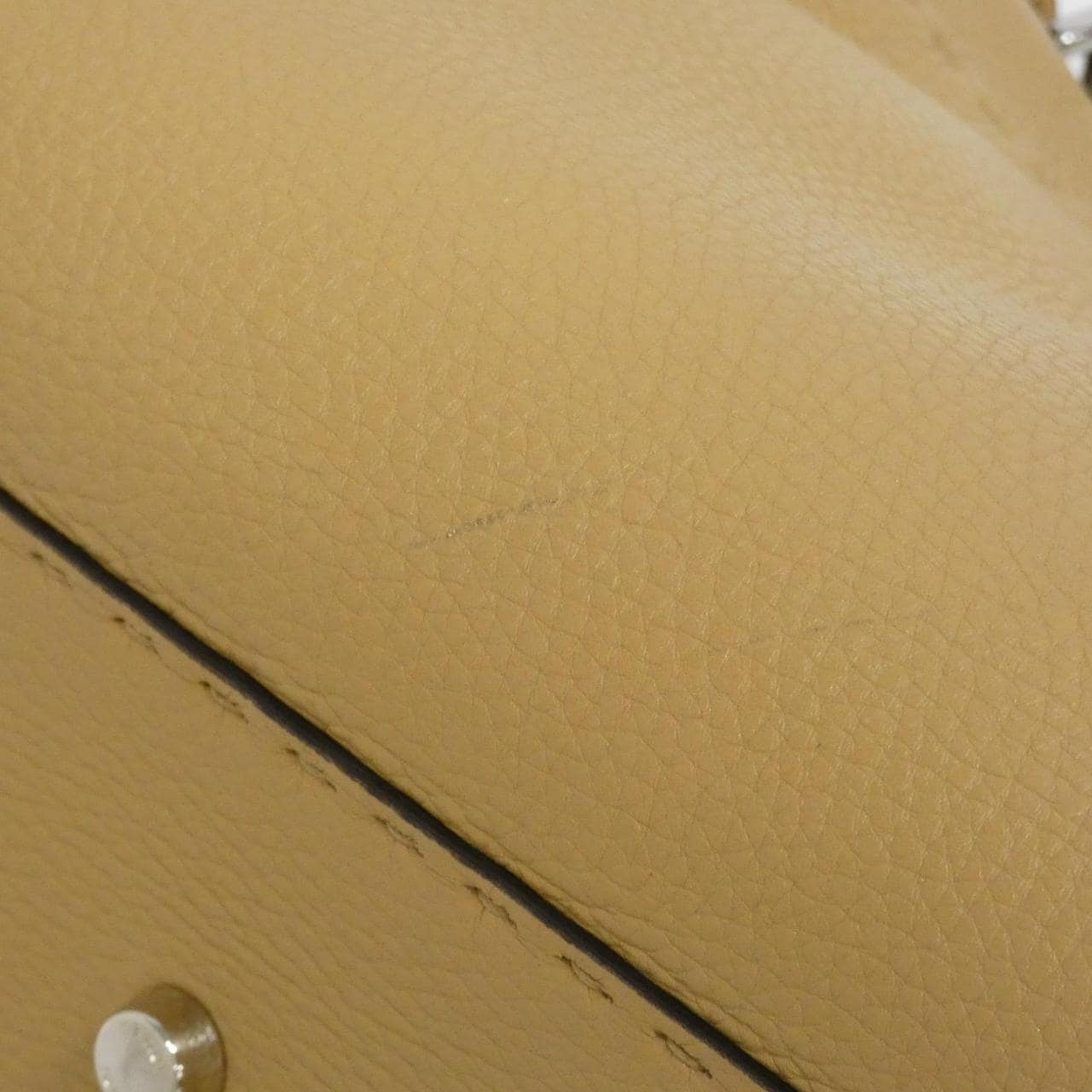 FENDI SELLERIA Peekaboo 8BN290 A6CV 包