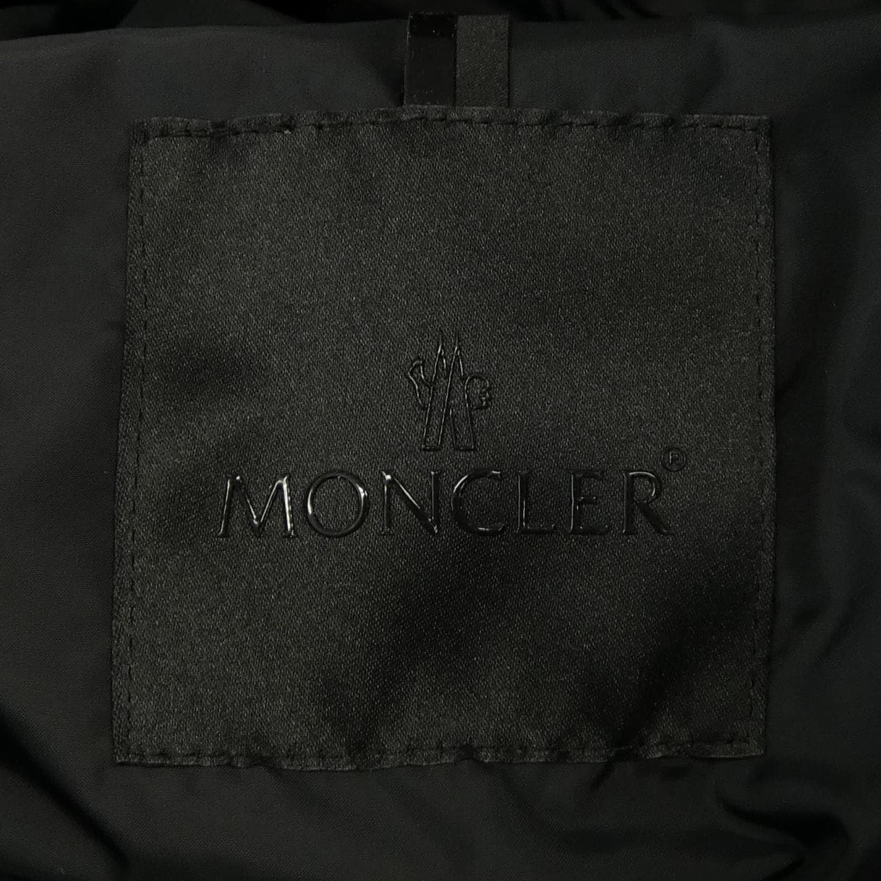 モンクレール MONCLER VERNASCA ダウンジャケット
