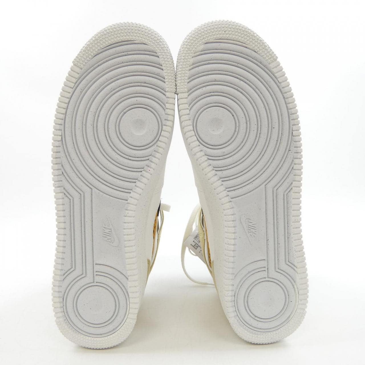 ナイキ NIKE スニーカー
