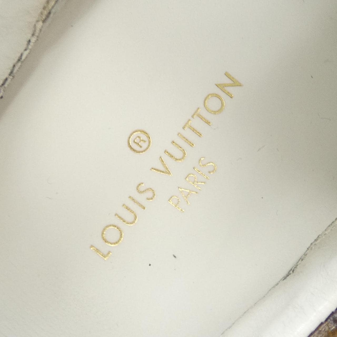 ルイヴィトン LOUIS VUITTON ランアウェイライン スニーカー