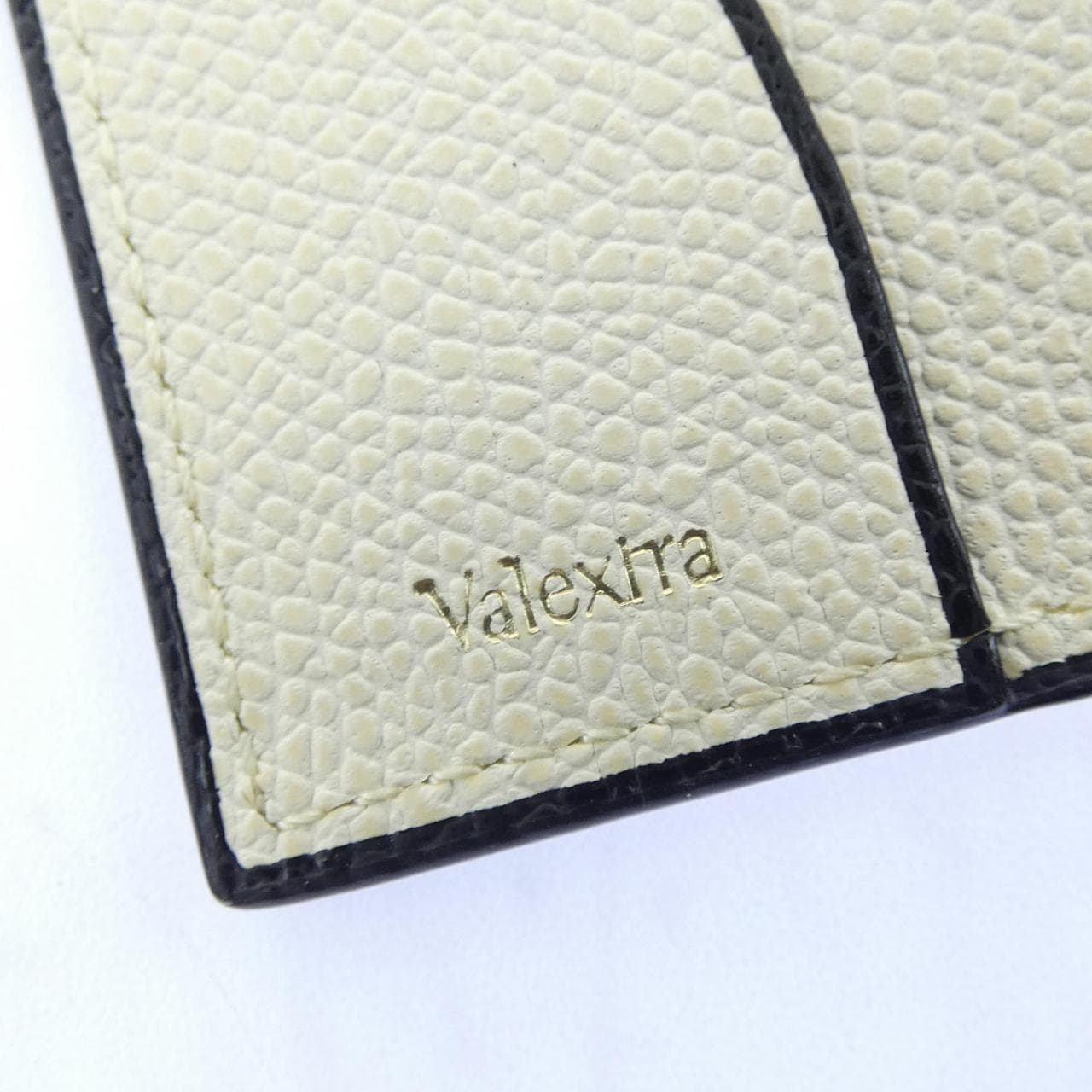 ヴァレクストラ VALEXTRA パスポートホルダー SGNL0038028L99TA99 CARD CASE