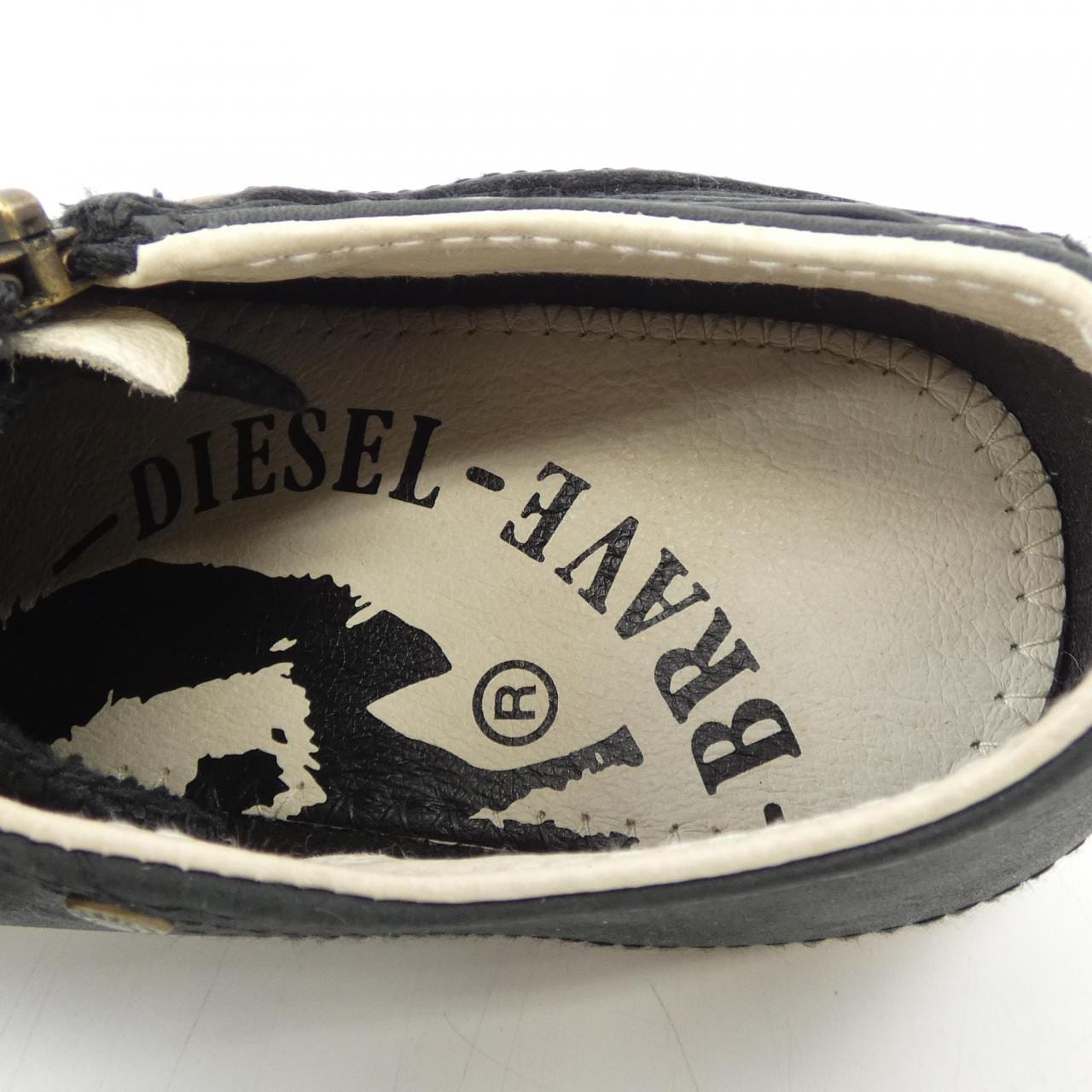 ディーゼル DIESEL スニーカー