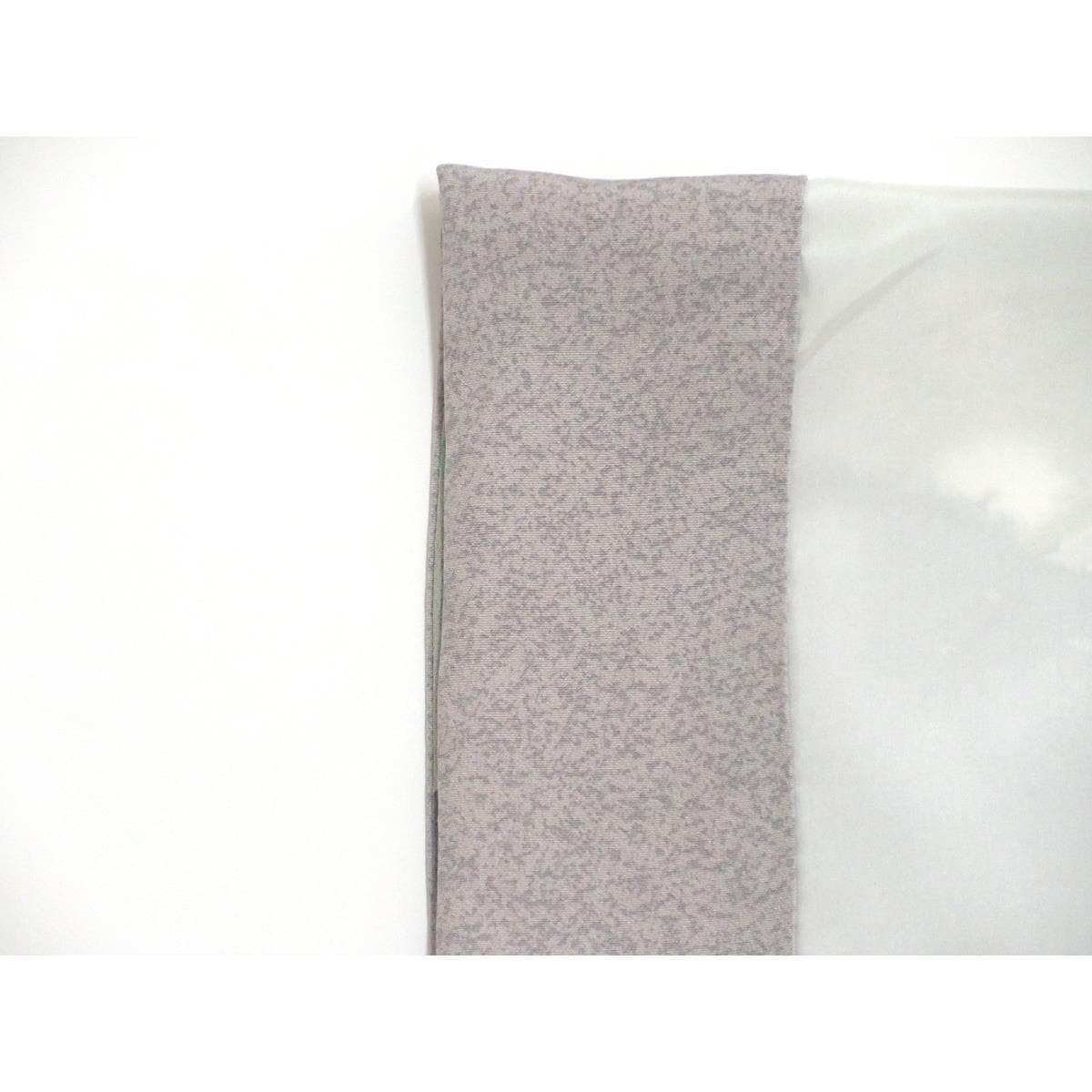 訪問着　友禅金彩加工　刺繍入り