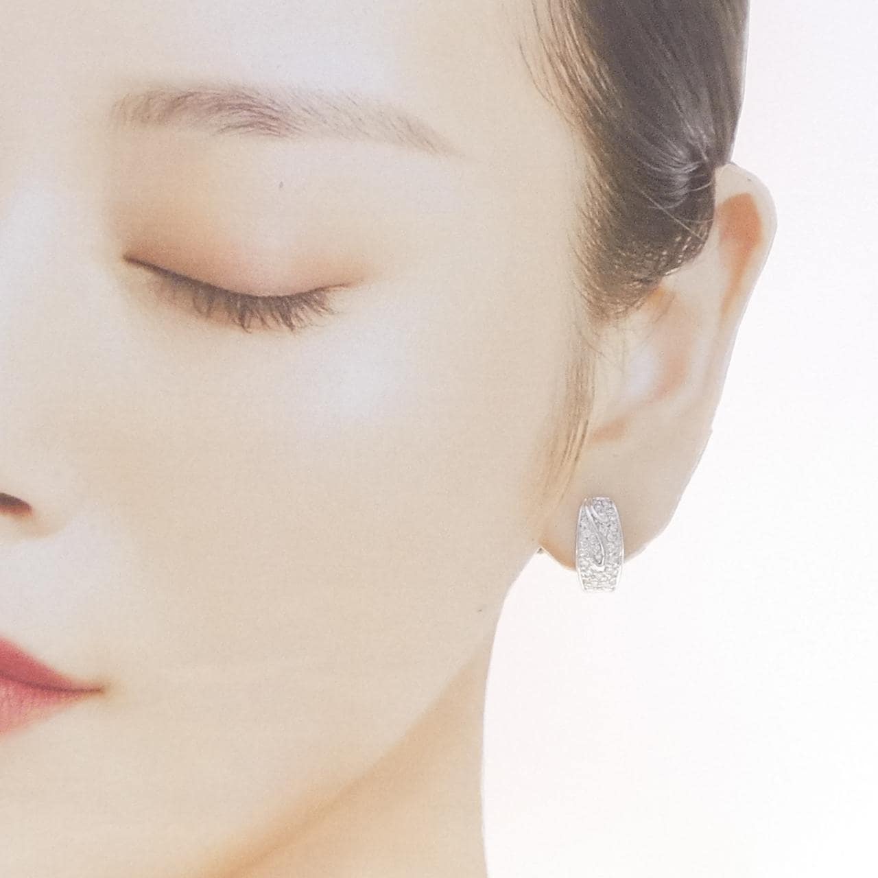 PT900/K18WG ダイヤモンド ピアス/イヤリング 0.60CT
