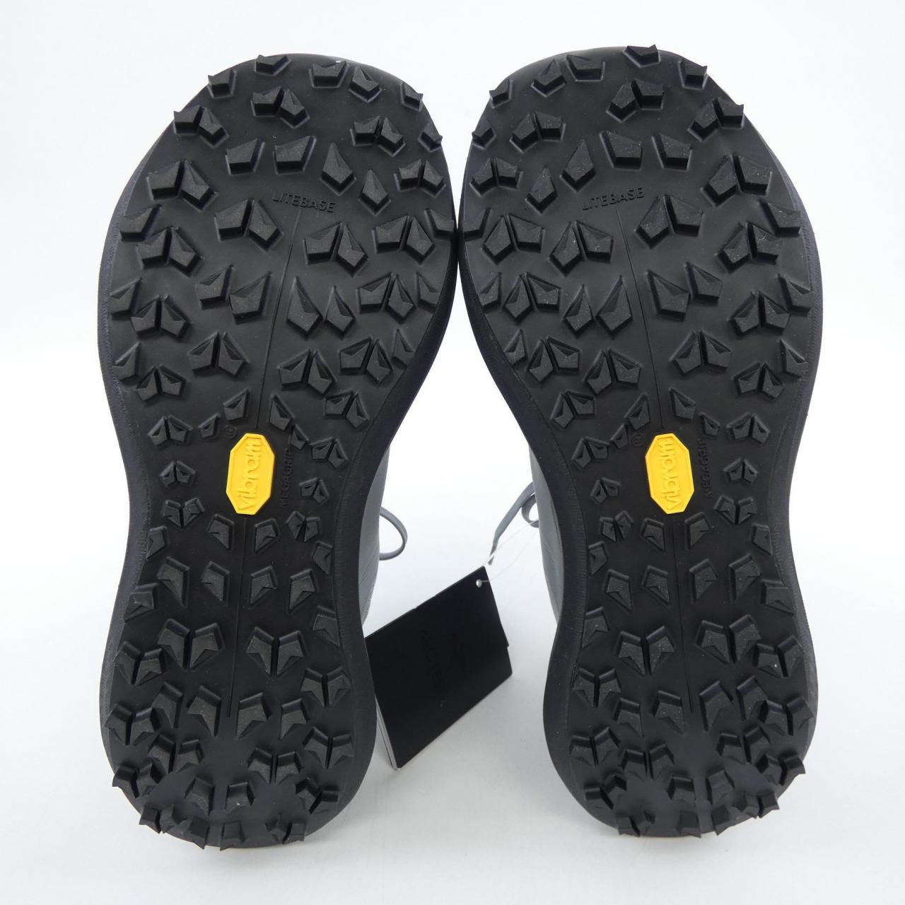 アークテリクス ARC'TERYX L08105200 スニーカー