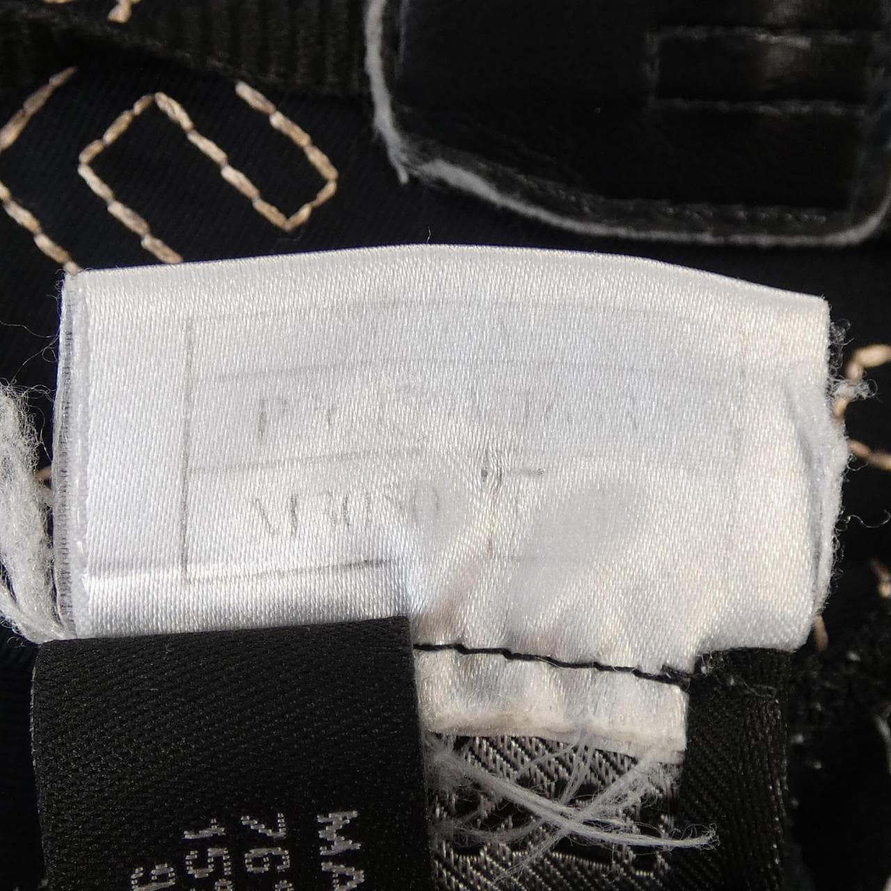 【ヴィンテージ】シャネル CHANEL P26459V16332 05A キャミソール