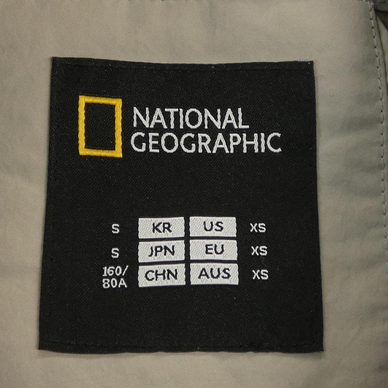 natural geographic ダウンジャケット