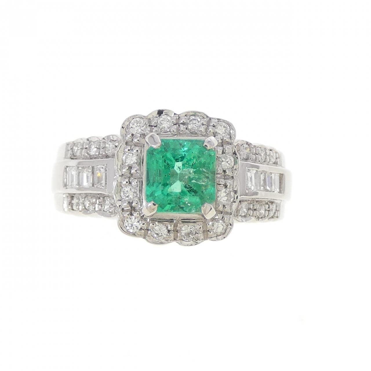 PT900 エメラルド リング 0.68CT