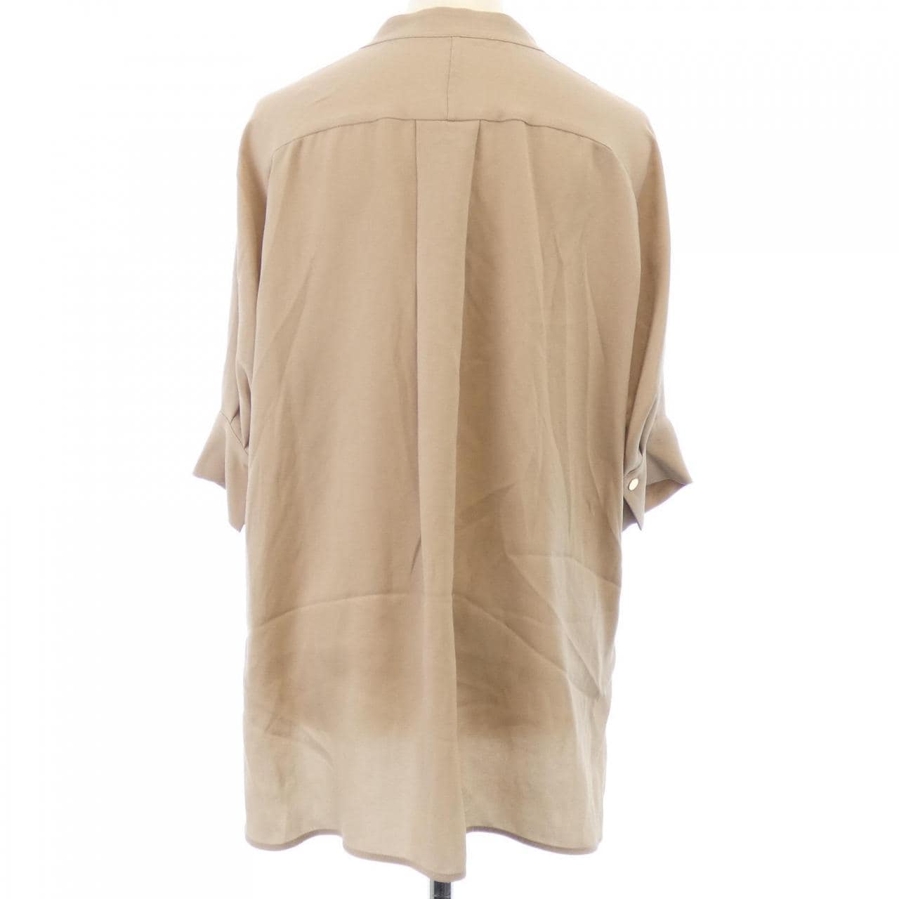 ベイジュ BEIGE. トップス