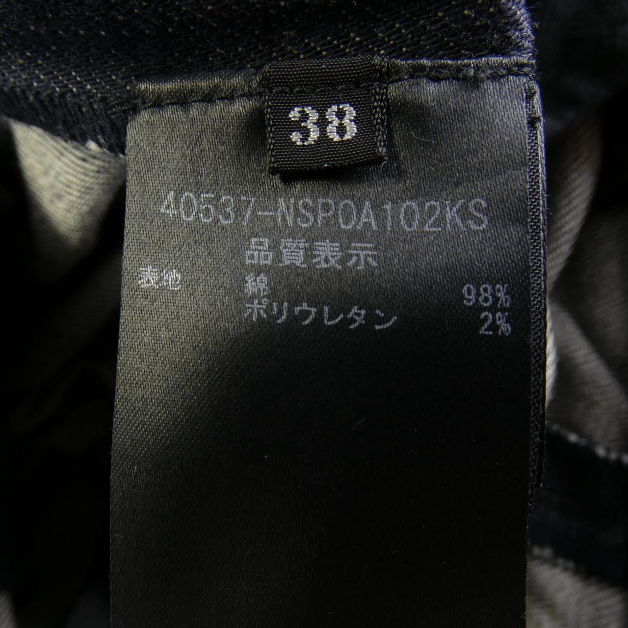 フォクシーニューヨーク FOXEY NEW YORK ジーンズ